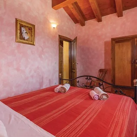 Benina Rossa 2 *